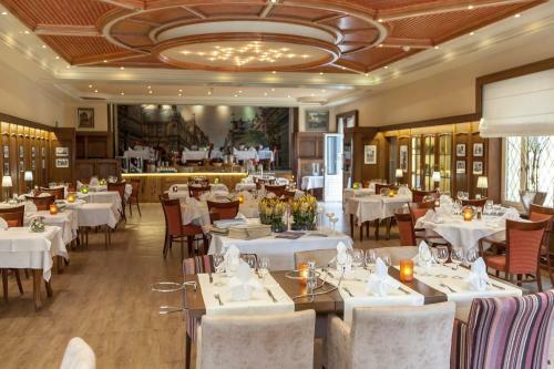 Hotel H�tel - Restaurant " Victor Hugo"