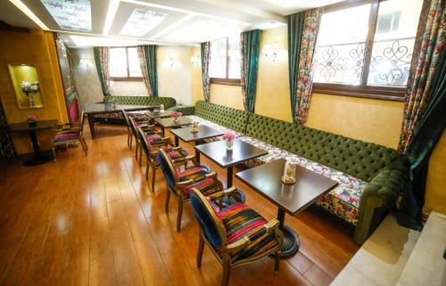 Hotel Villa Queens