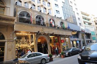 Queens Suite Hotel
