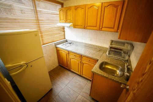 Aparthotel White House Suites