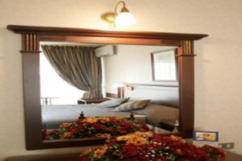 The Mayflower Hotel