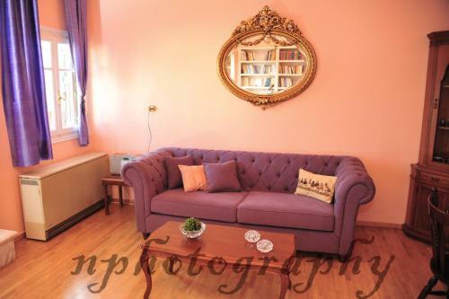 Alexandra's Art Apartment