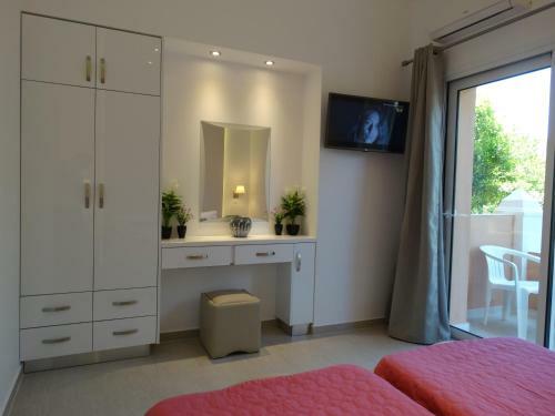 Hotel Makis Louvlis Apartments