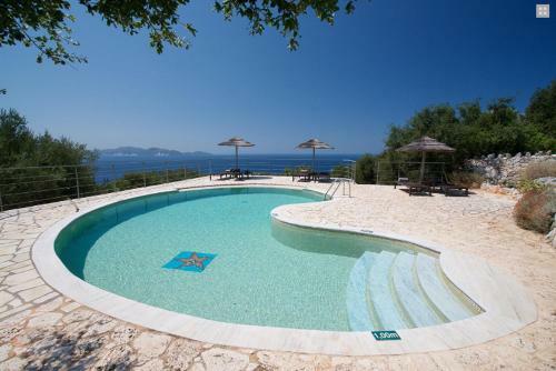 Aloni Stone Cottages