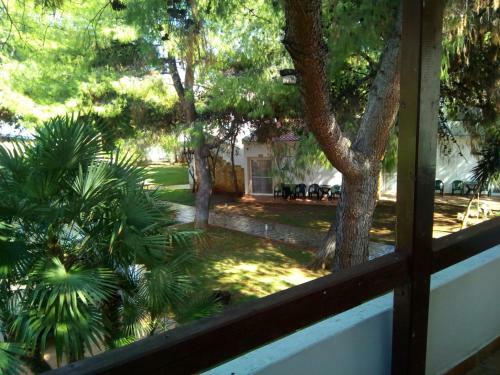 Hotel Marzi Beach And Bungalows