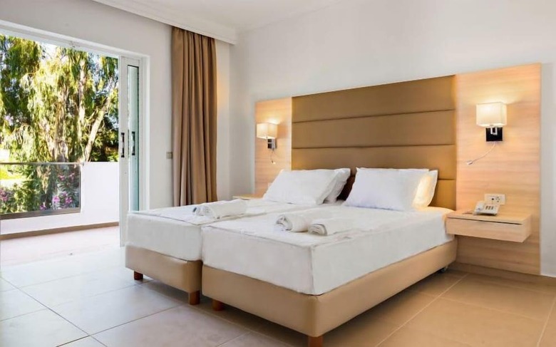 Aegean Blu Hotel & Apartments