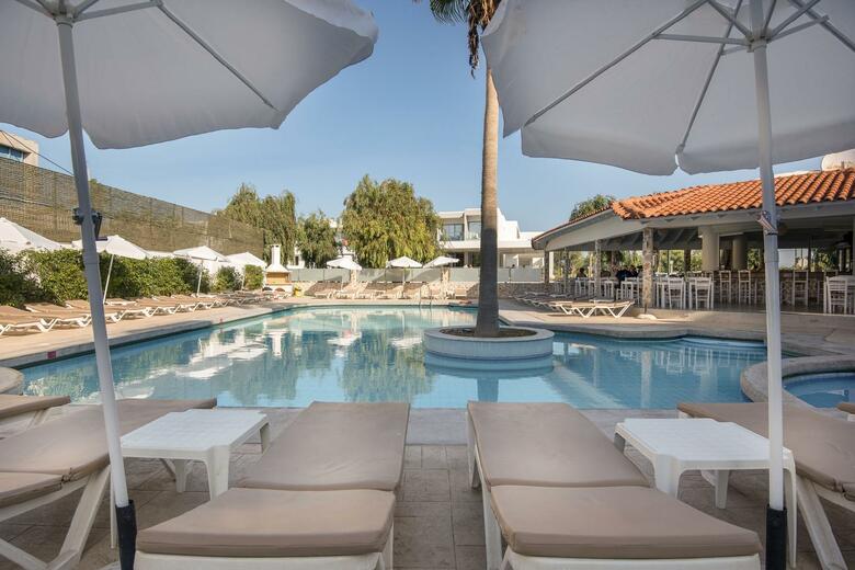 Aegean Blu Hotel & Apartments