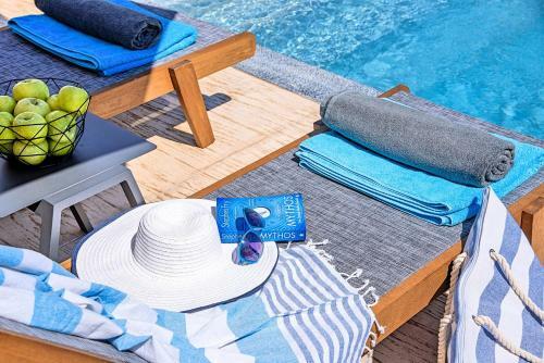 Minoas Villas Heated Pool