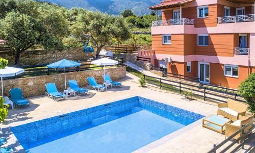 Aqua Mare Villa With Heated Pool