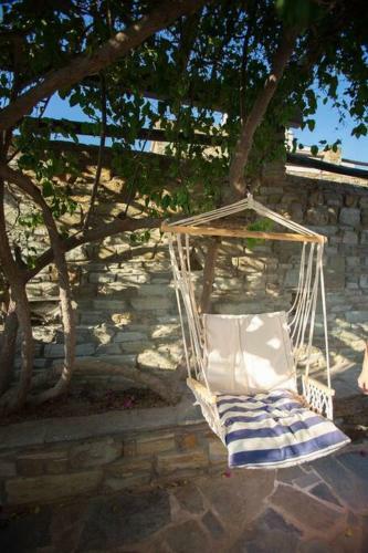 2ag252-house With A Pool In Andros