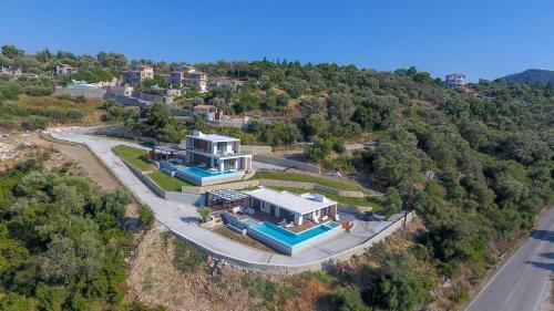 Villa Ioniangems