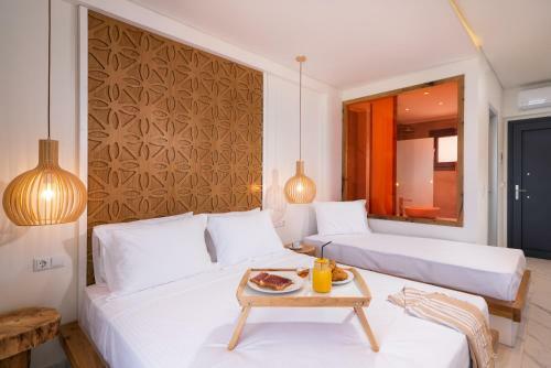 Hotel Acron Suites