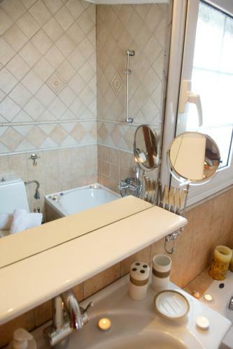 Lefkas City Apartments & Suites