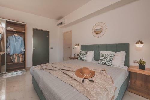 Zinos Luxury Villa