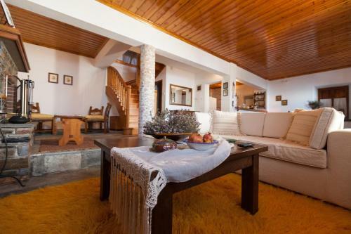 Evilion Escape Villa Pelion