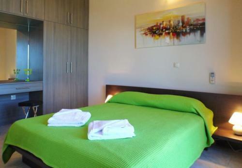 Matsoukata Villa Sleeps 6 With Pool And Air Con
