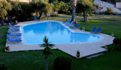 Zoi Apartmens Antonis Botsis