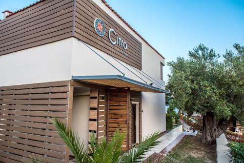 Hostal Citro By The Sea