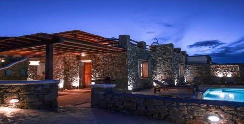 Gorgeous Cycladic Ortus Navy Villa With Pool 3bed & 2bath Sleeps 5!