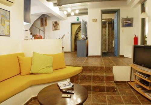 Ano Stalos Villa Sleeps 7 With Pool And Air Con