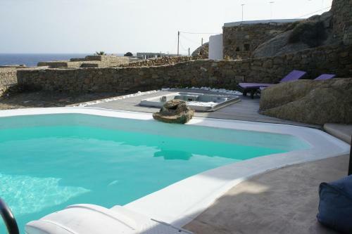 Beyond Beachfront Super Paradise Villa