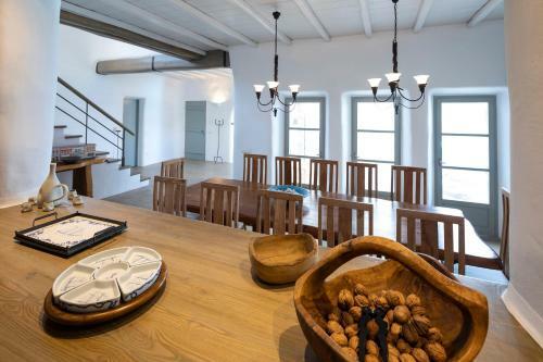 Black Diamond Luxurious Villa Mykonian Blue