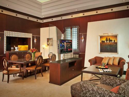 Hotel Raouche Arjaan By Rotana
