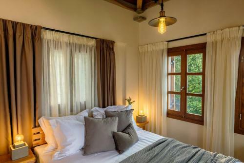 Hostal Adama Villas & Guesthouses