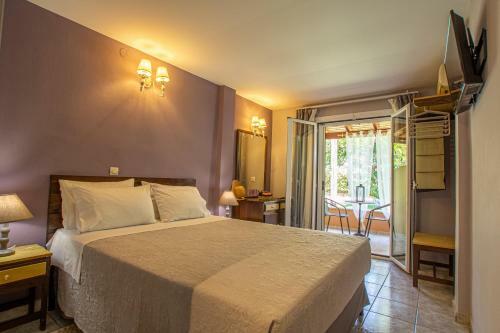 Bed & Breakfast Tellis Holiday Rooms