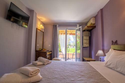Bed & Breakfast Tellis Holiday Rooms