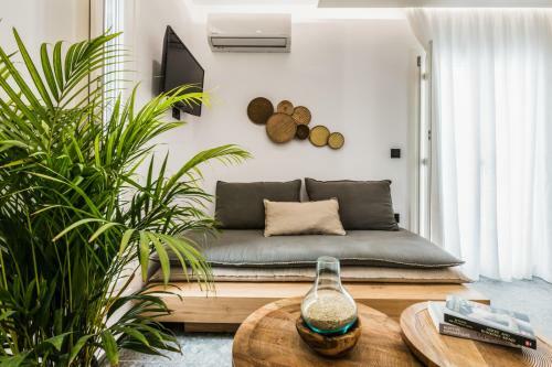 Hotel Naxian Secret