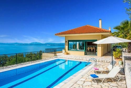 Apolysoi Villa Sleeps 8 Air Con Wifi