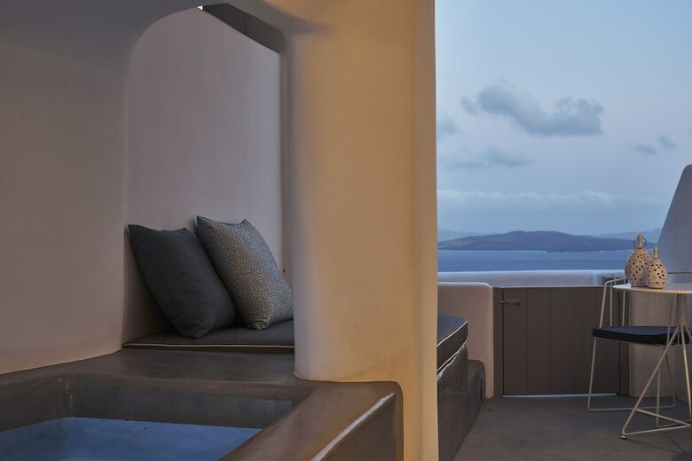 Hotel Alisaris Cave Suites