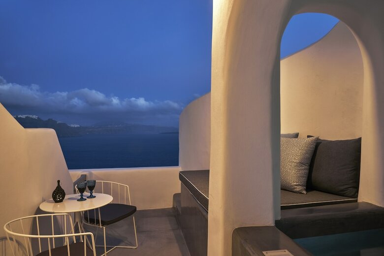Hotel Alisaris Cave Suites