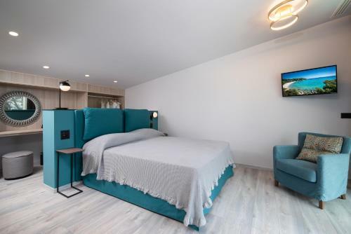 Hotel Lagomandra Luxury Suites With Private Pools
