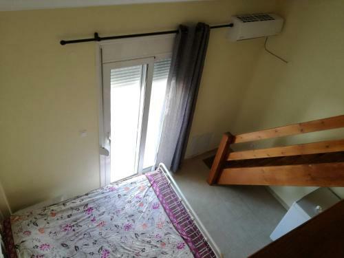 R.a.f 2 House With Garden&parking