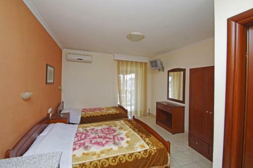 Hotel Manos
