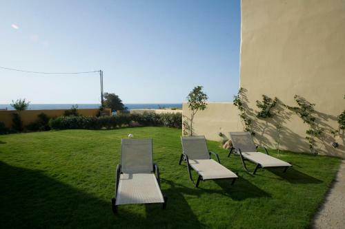 Alkiones Seafront Villas
