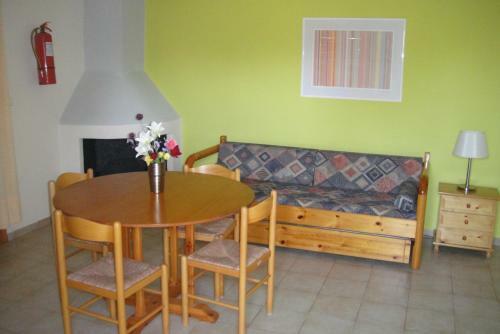 Navarone Beach Apartments