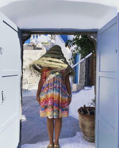 Imarkellis Santorini