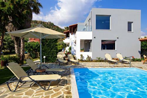 Irida Guesthouse By The Pool