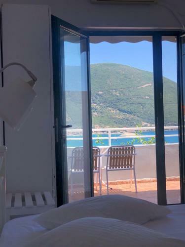Apartamento Salt & Blue Rooms