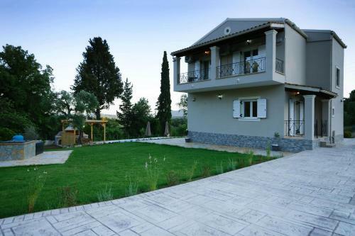 Villa Compass