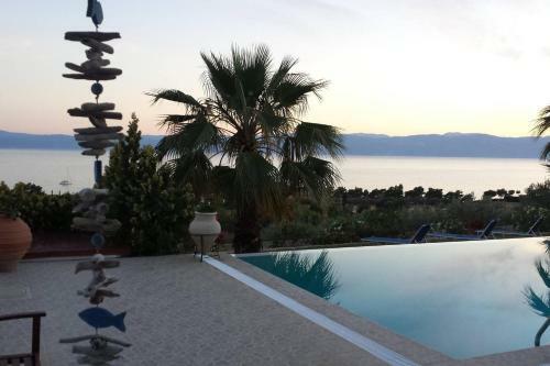 Luxurious Cosy Villa Breathtaking Seaview Pool