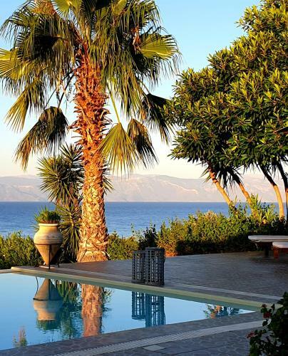 Luxurious Cosy Villa Breathtaking Seaview Pool