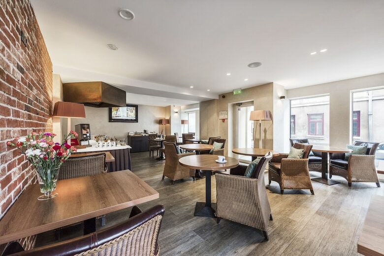 Hotel Amberton Cozy
