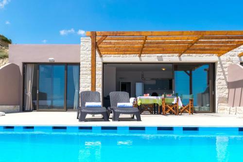Villa Mary Beach