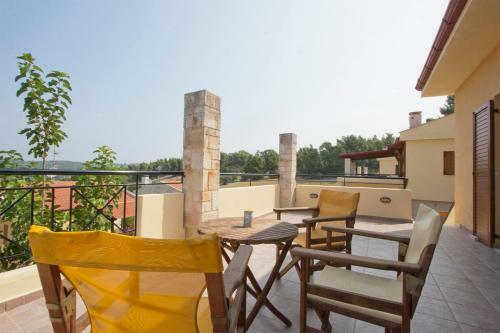 Bozis Private Pool Villa, Siviri