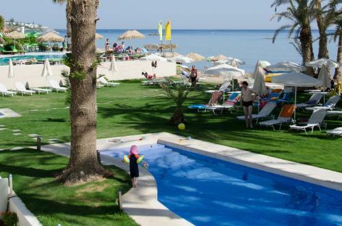 Palm Beach Hotel