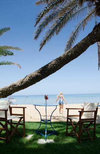 Palm Beach Hotel